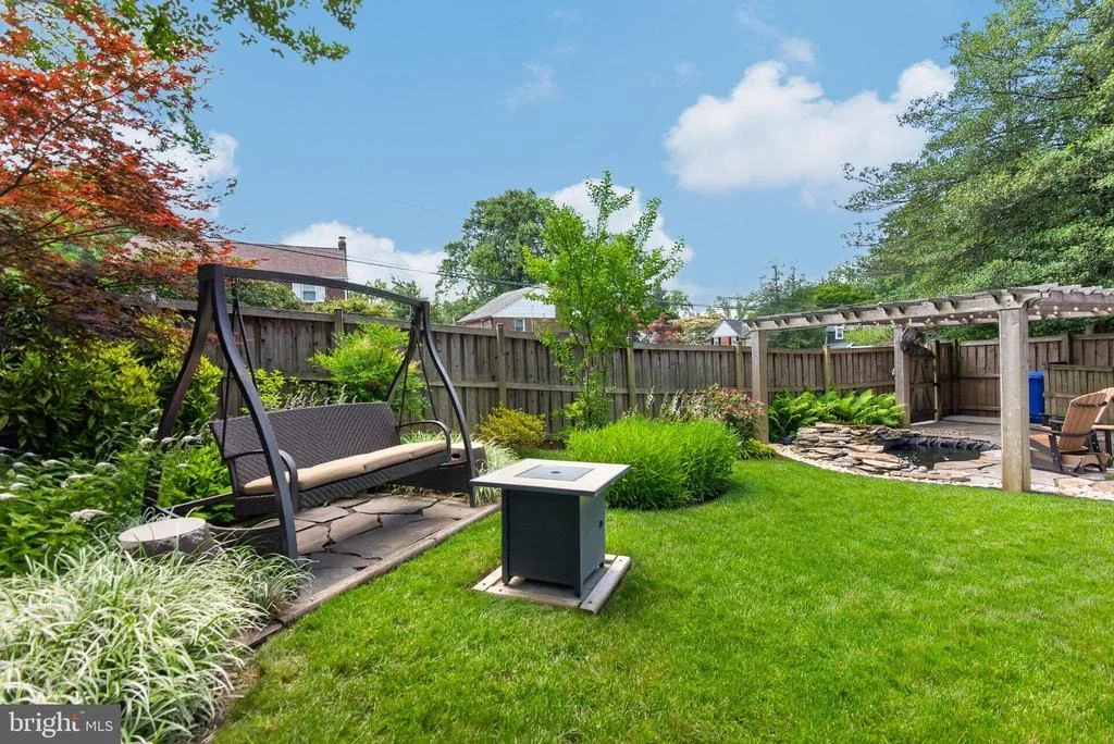 Photo of 9701 LAWNDALE DRIVE