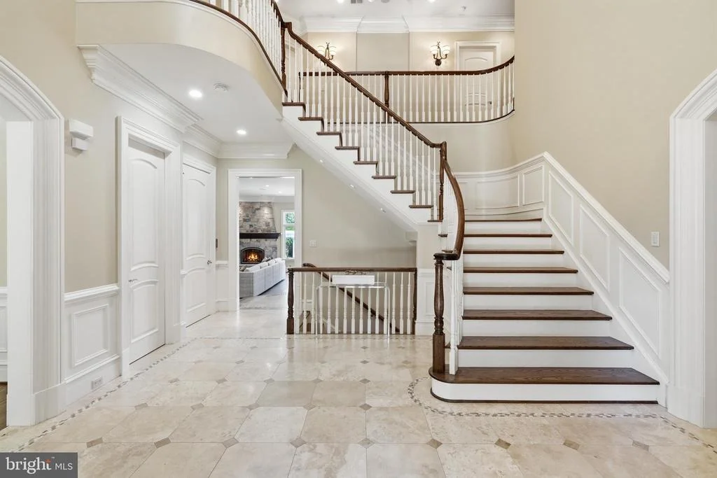 Photo of 1239 DALEVIEW DRIVE