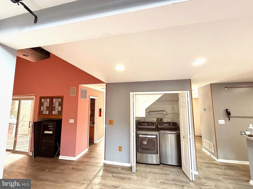 Photo of 9348 CREEKVIEW DRIVE