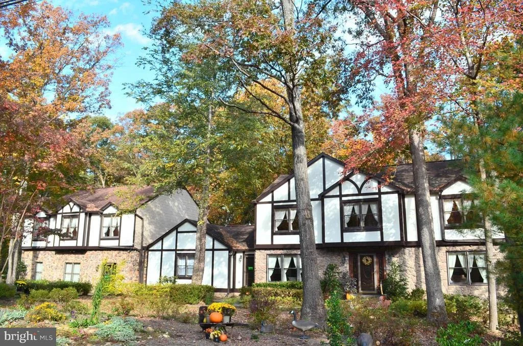 Photo of 7990 WHITTING DRIVE