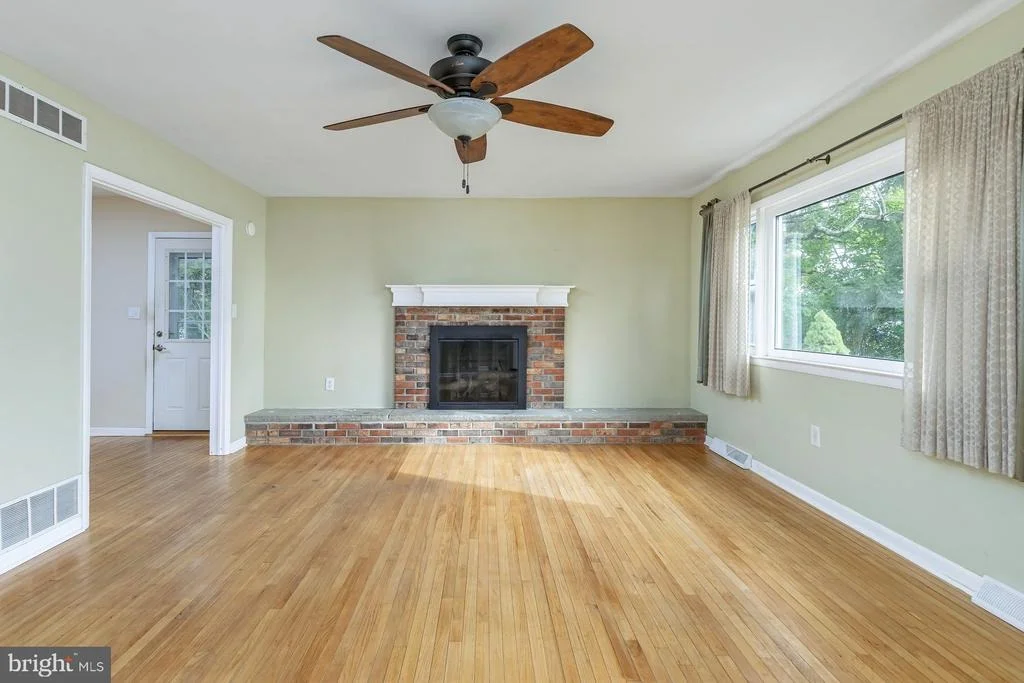 Photo of 407 FRANKLIN ROAD