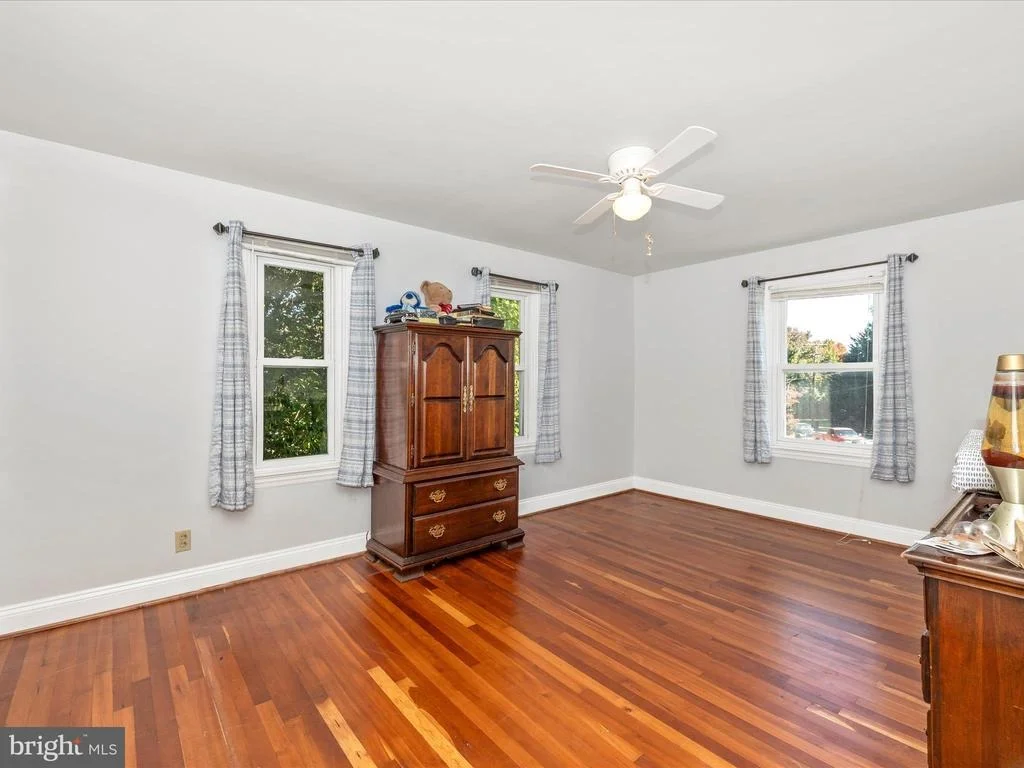 Photo of 1101 FAIRVIEW ROAD