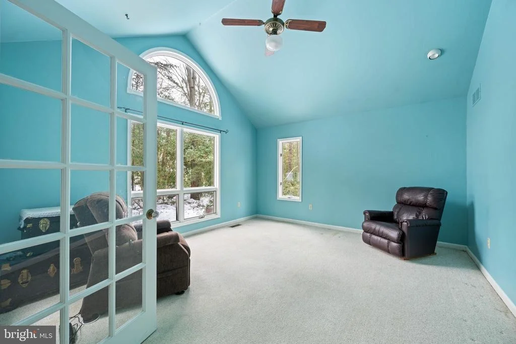 Photo of 23735 WOODS DRIVE