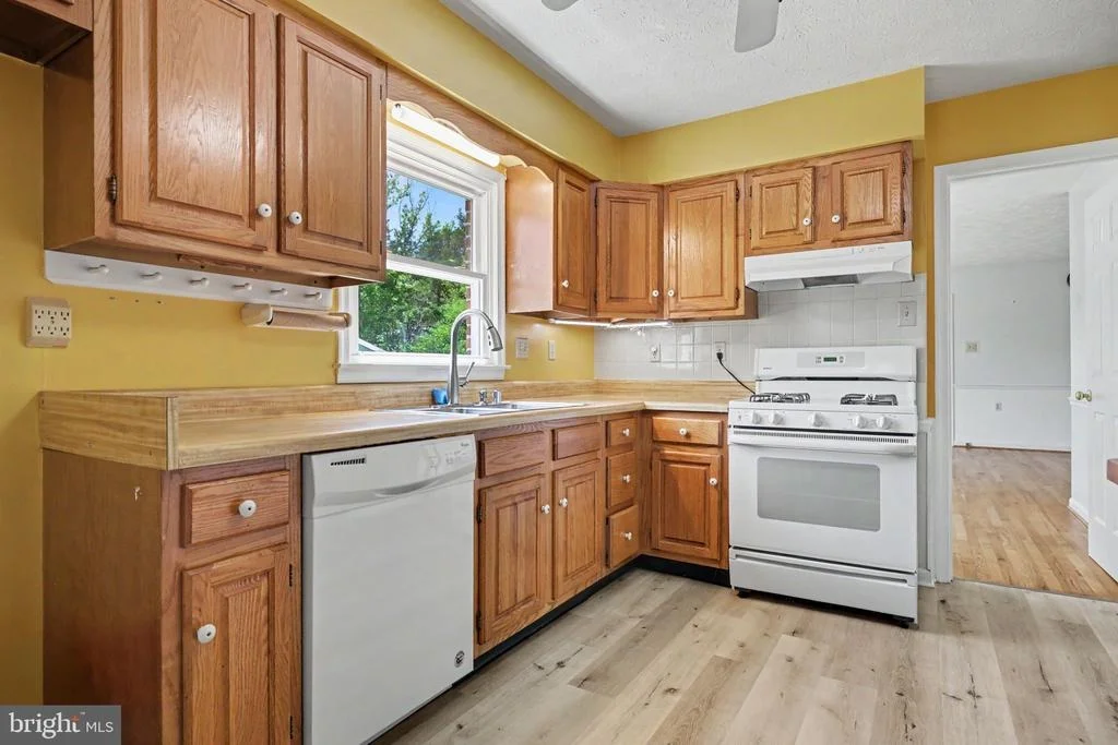 Photo of 2105 SHAWN DRIVE