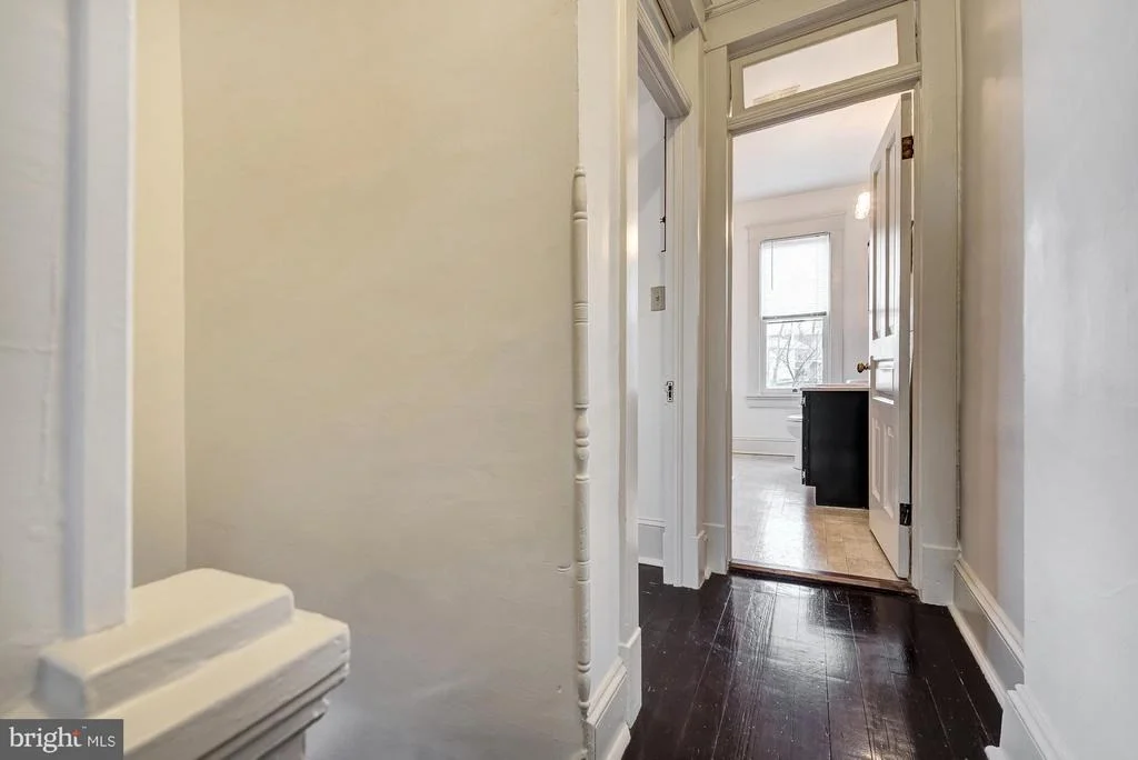 Photo of 5 7TH STREET E