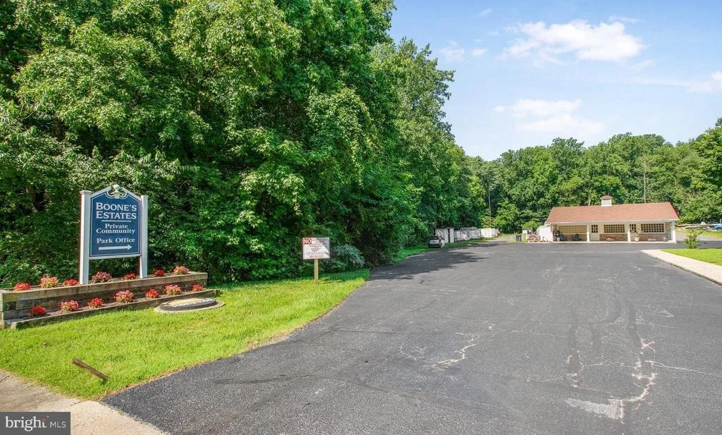 Photo of 199 BOONES DRIVE