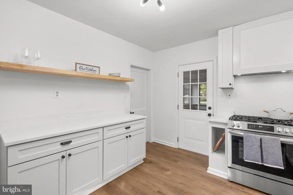 Photo of 531 FOREST VIEW ROAD