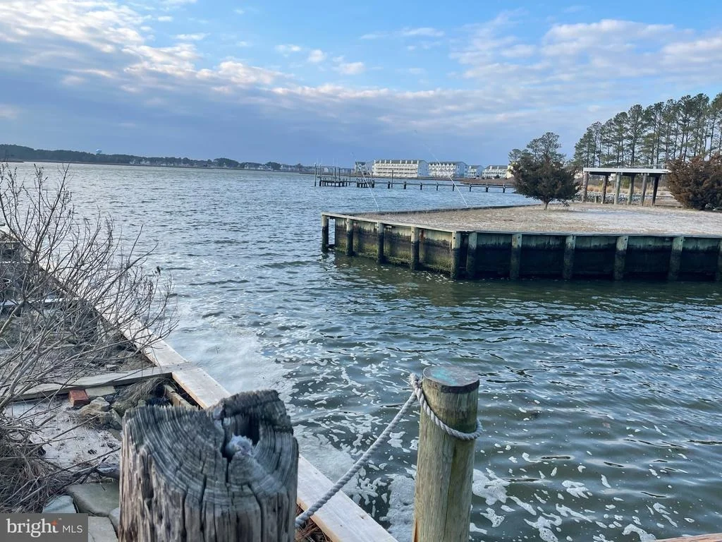 Photo of 38235 PINEY POINT ROAD