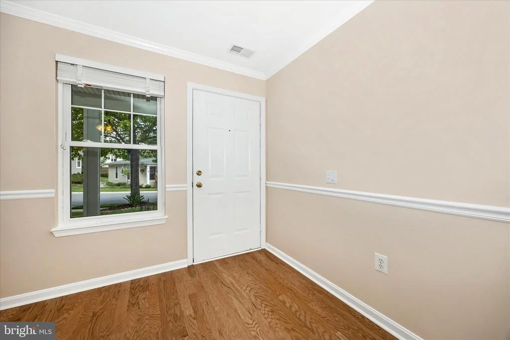 Photo of 1007 PARADE LANE