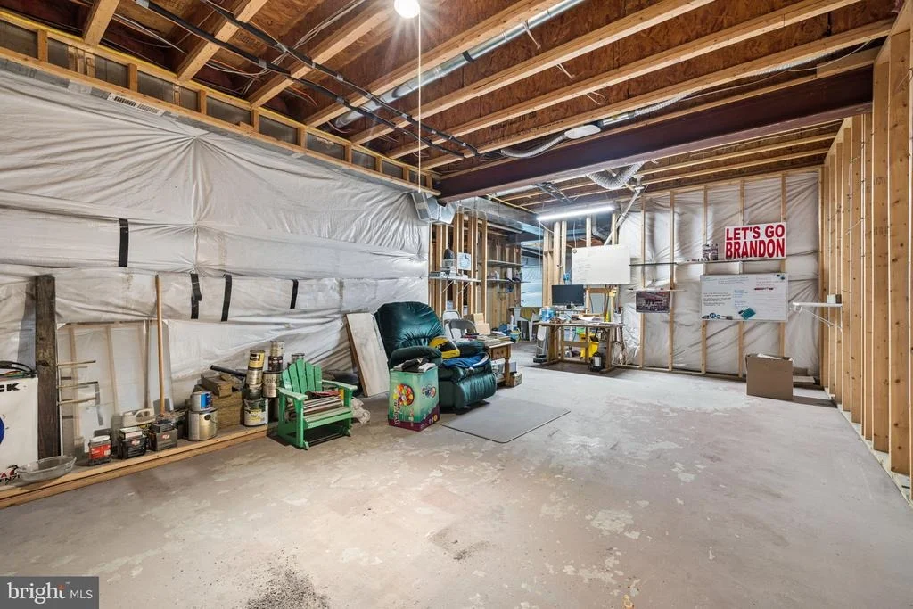 Photo of 17609 OVERLOOK ROAD
