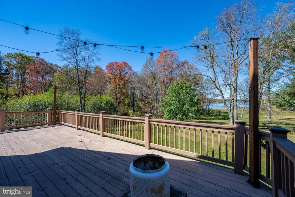 Photo of 32 HAZELHURST LANE
