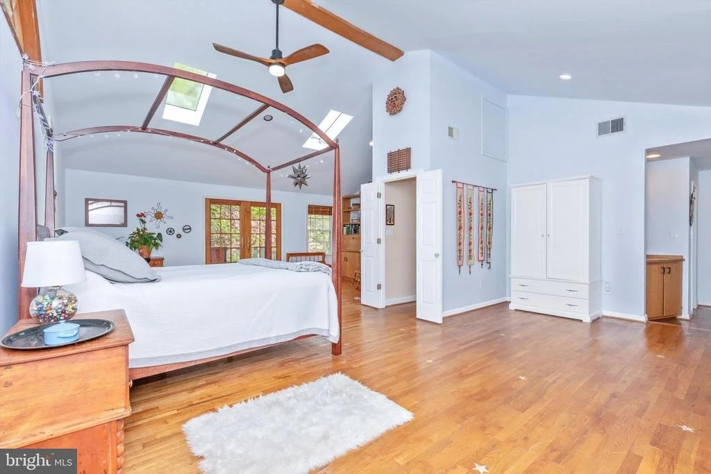 Photo of 28313 HONEYSUCKLE DRIVE