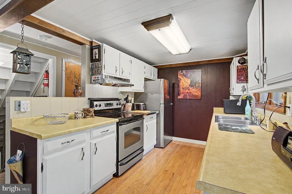 Photo of 961 CEDAR LANE