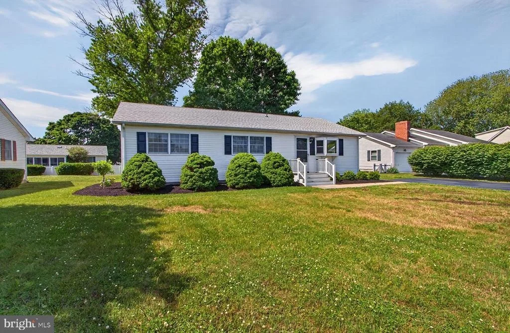 Photo of 118 CHESAPEAKE DRIVE