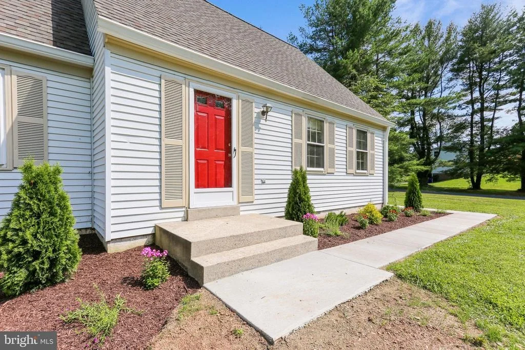 Photo of 8020 EXODUS DRIVE