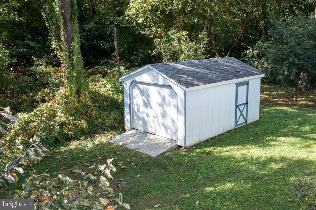 Photo of 4025 BECKYS WAY