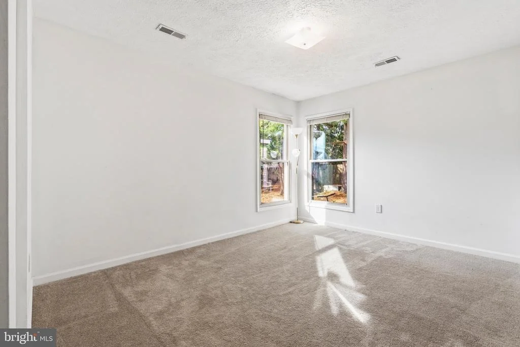 Photo of 588 MEADOWBROOK DRIVE