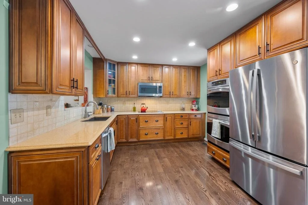 Photo of Unit 1129 at 1129 KELFIELD DRIVE