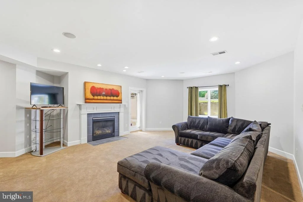 Photo of 20441 CRIMSON PLACE