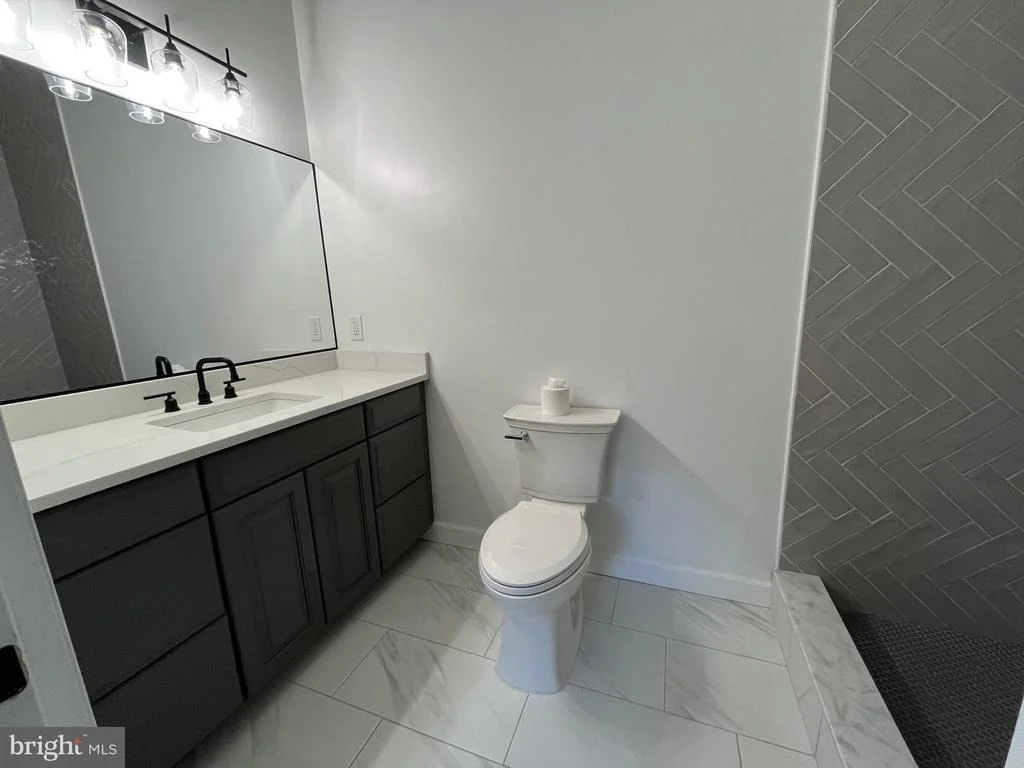 Photo of 355 KYLE ROAD