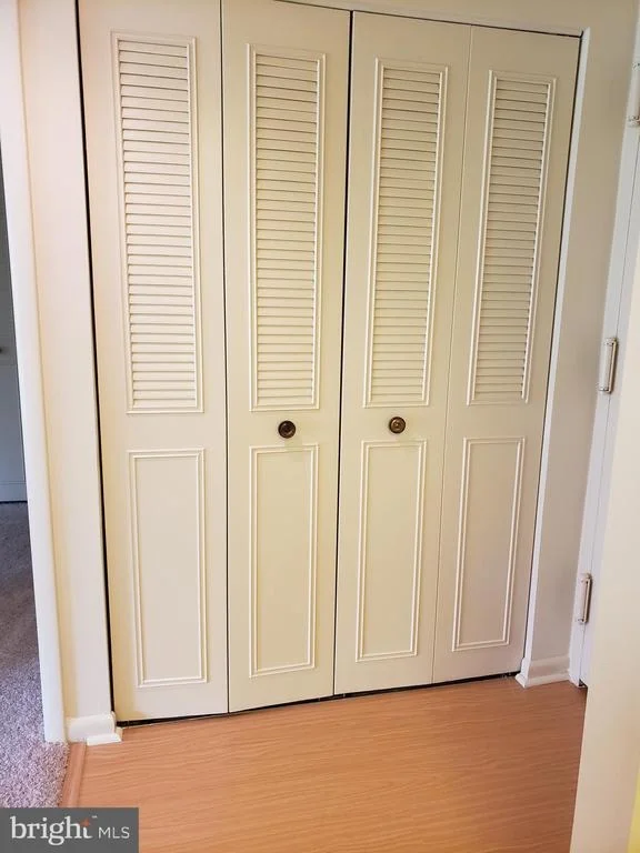 Photo of Unit 71B at 3600 GLENEAGLES DRIVE