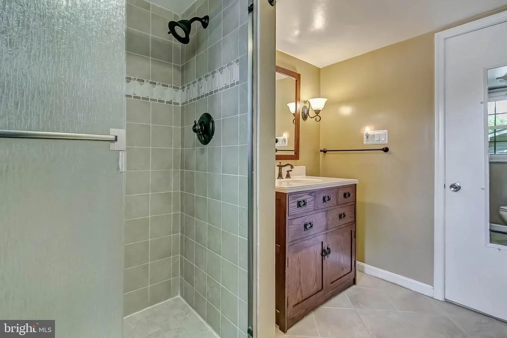 Photo of 2908 BLUFF POINT LANE