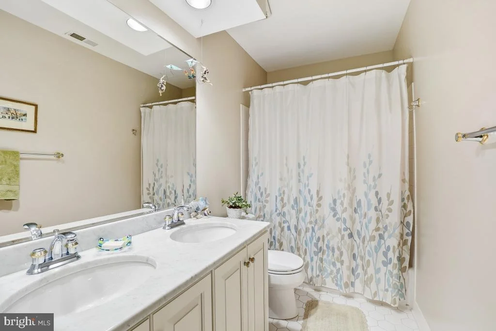 Photo of 2101 DRURY ROAD