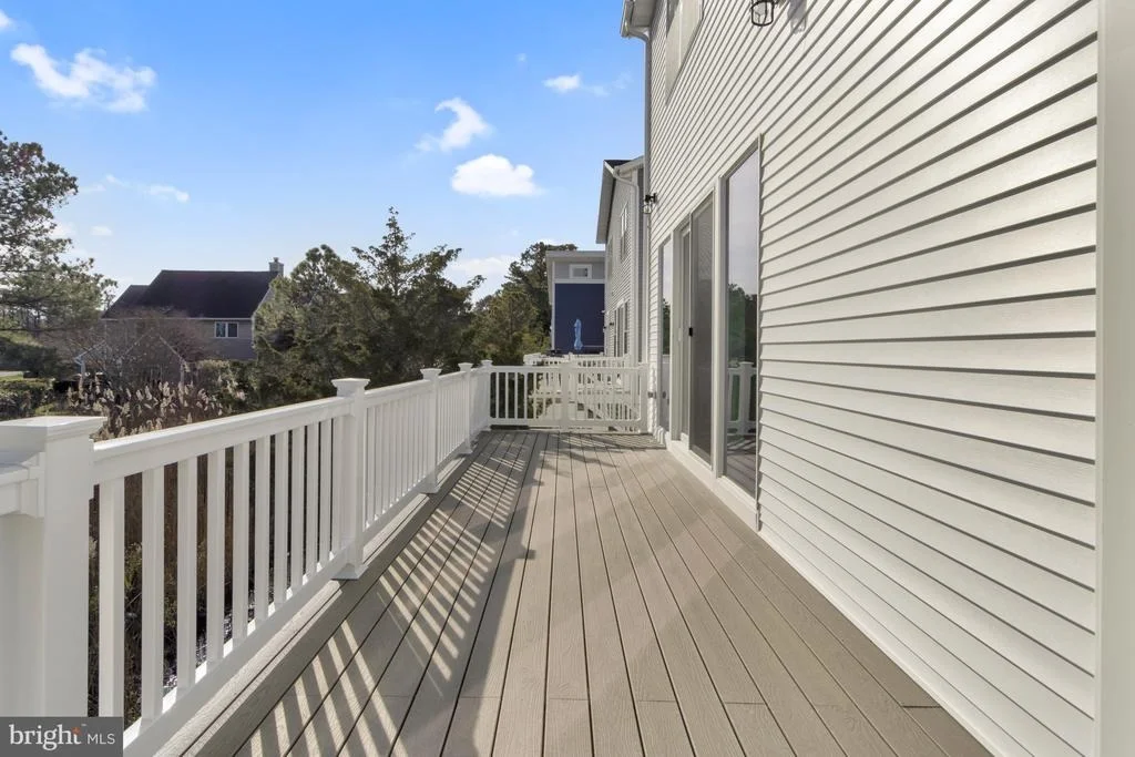 Photo of 662 TINGLE AVENUE