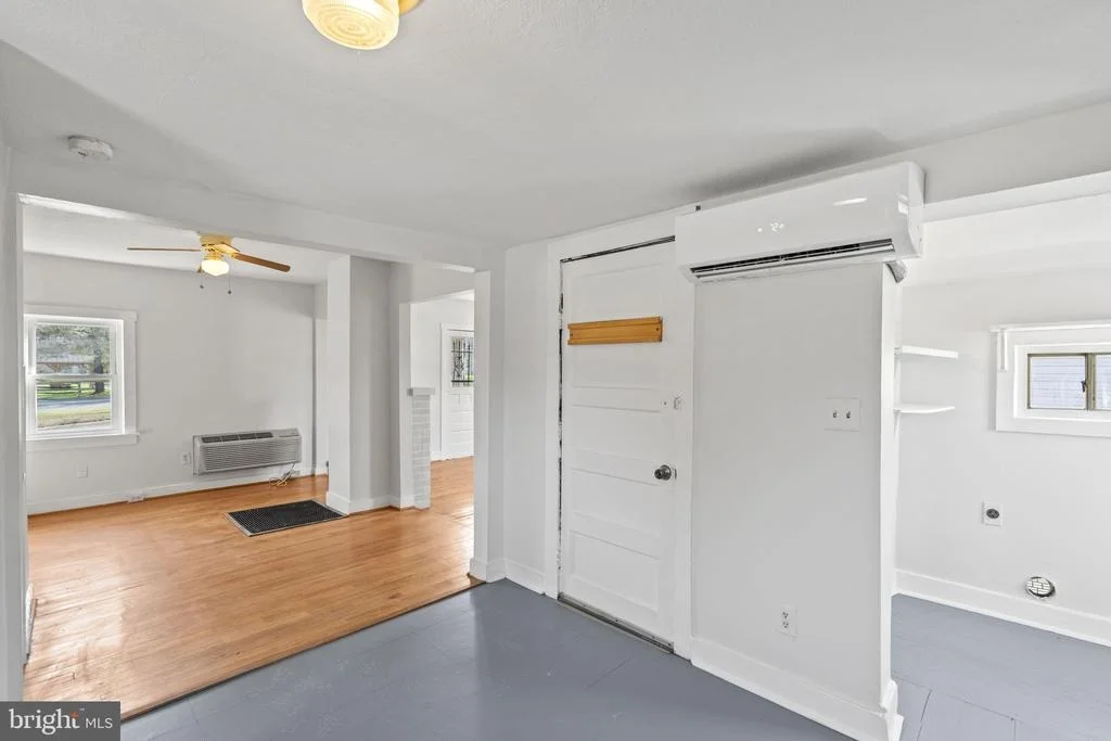 Photo of 822 N COMMERCE AVENUE