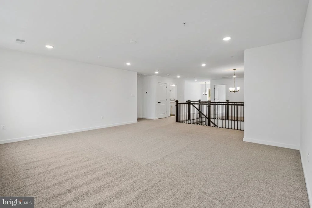 Photo of 2000 ARAM DRIVE