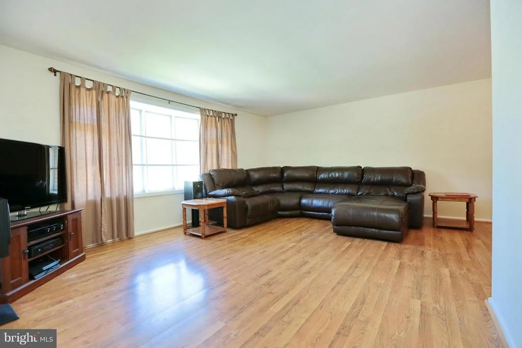 Photo of 2690 PINEWOOD DRIVE