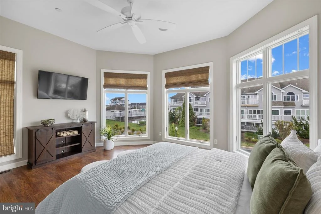 Photo of 35 INLET VIEW COURT