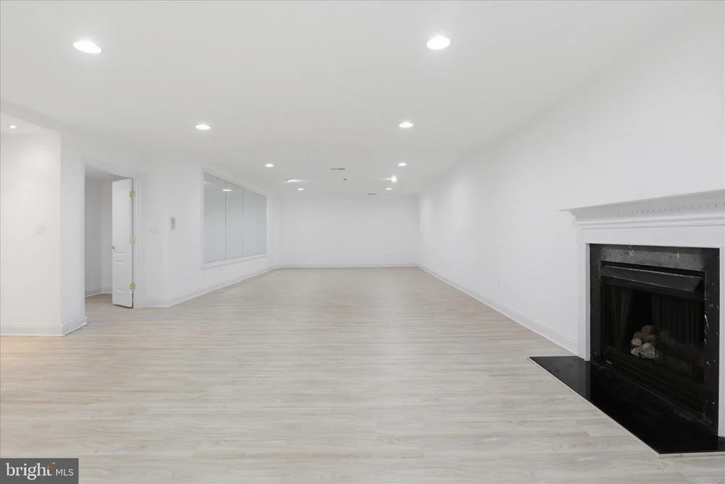 Photo of 1127 MARLENE LANE
