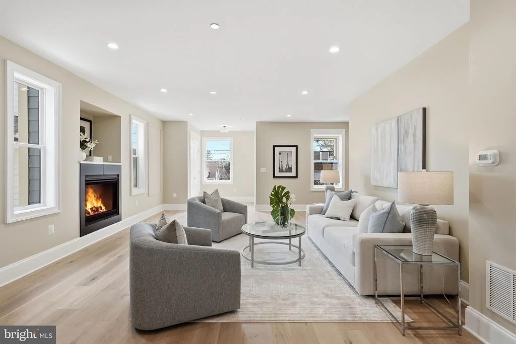 Photo of 5047 MACARTHUR BOULEVARD NW