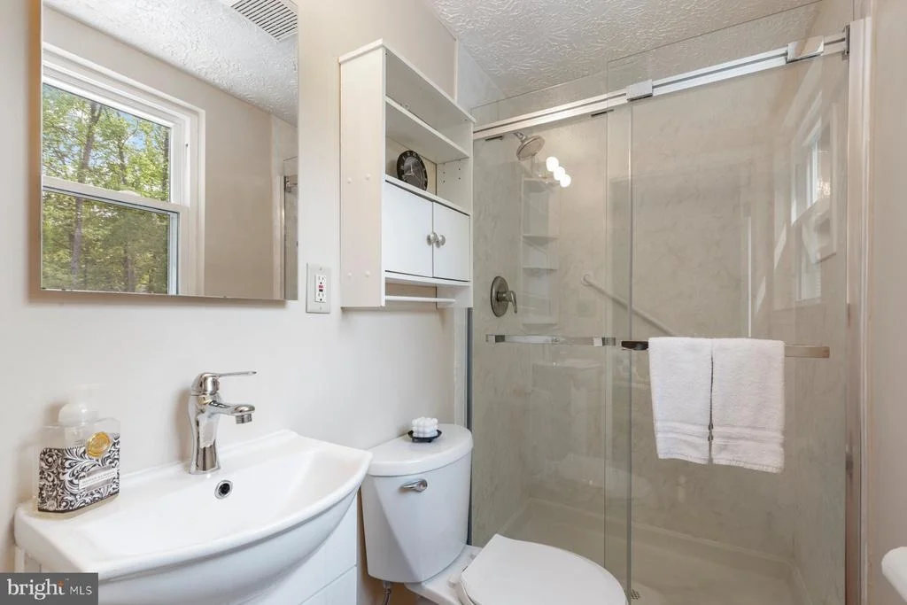 Photo of 1437 FAIRBANKS DRIVE