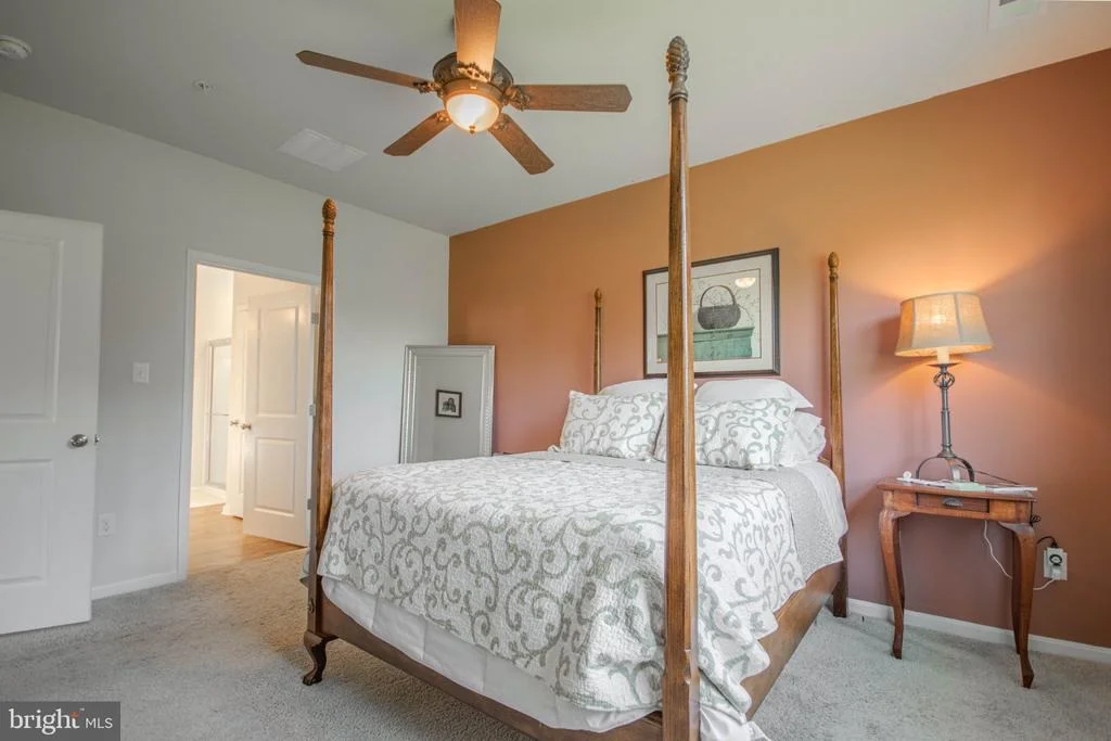 Photo of 406 TWIN CREEKS DRIVE