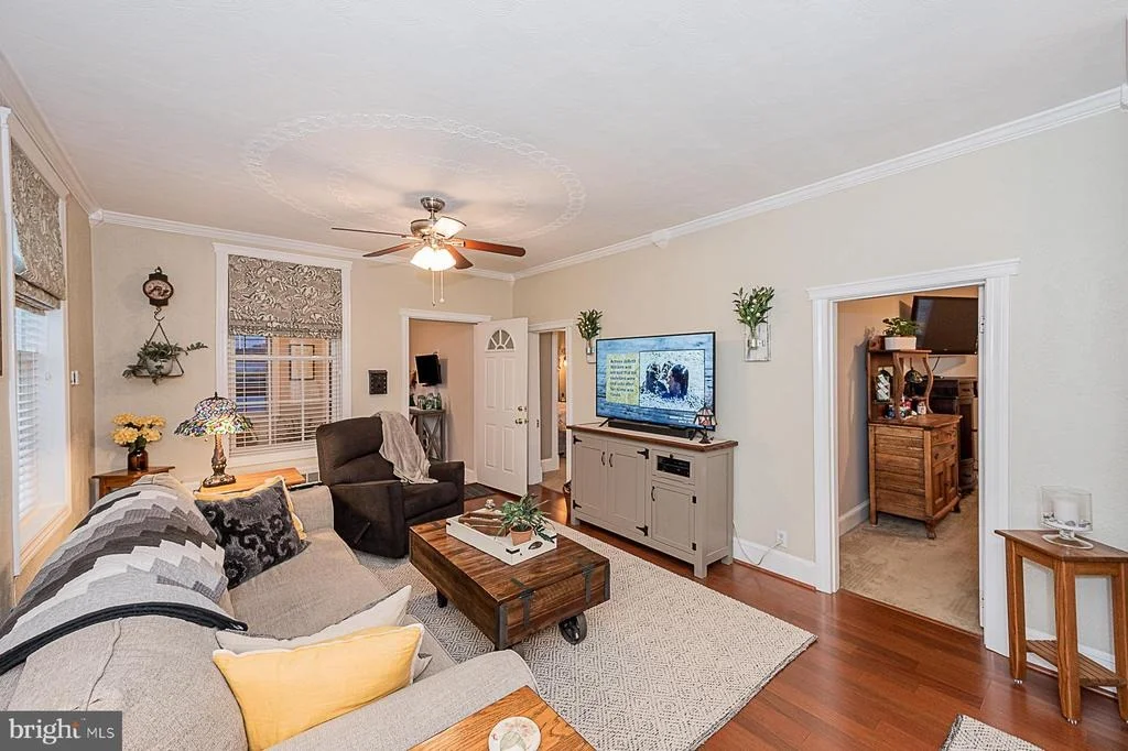 Photo of 8013 TELEGRAPH ROAD