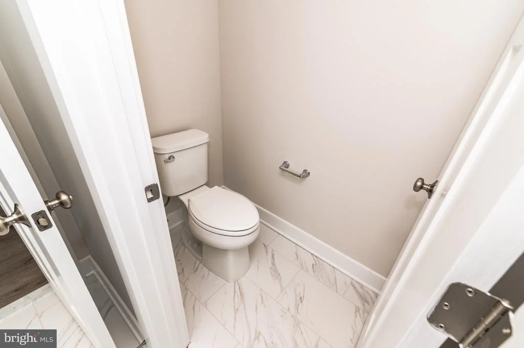 Photo of 404 SALT POND ROAD