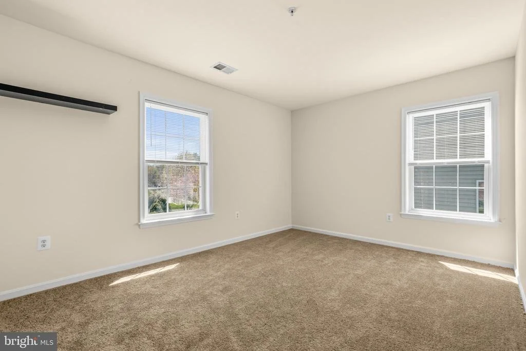 Photo of 14003 LAKE MEADOWS DRIVE