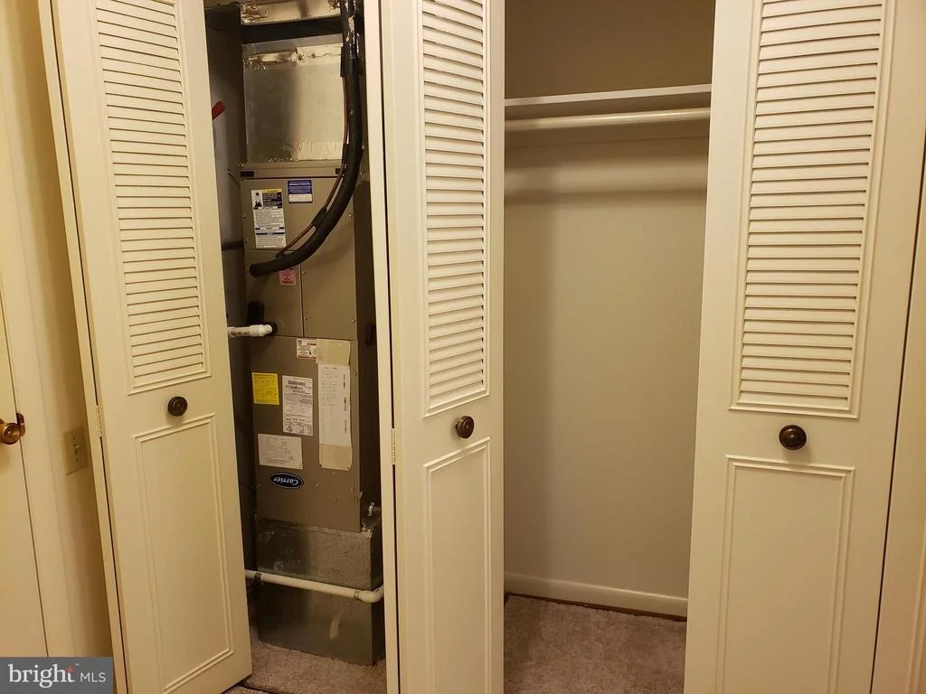 Photo of Unit 71B at 3600 GLENEAGLES DRIVE