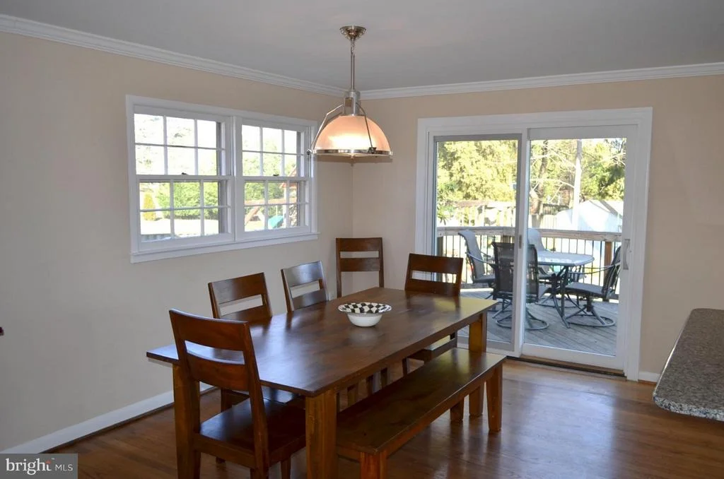 Photo of 1422 MAYFLOWER DRIVE