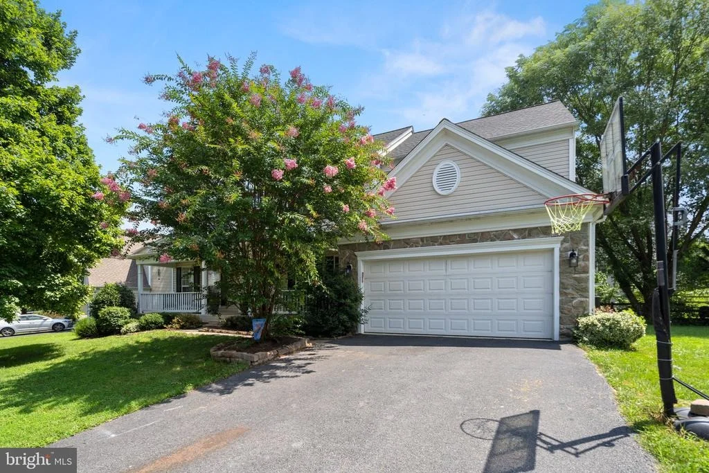 Photo of 220 GALYN