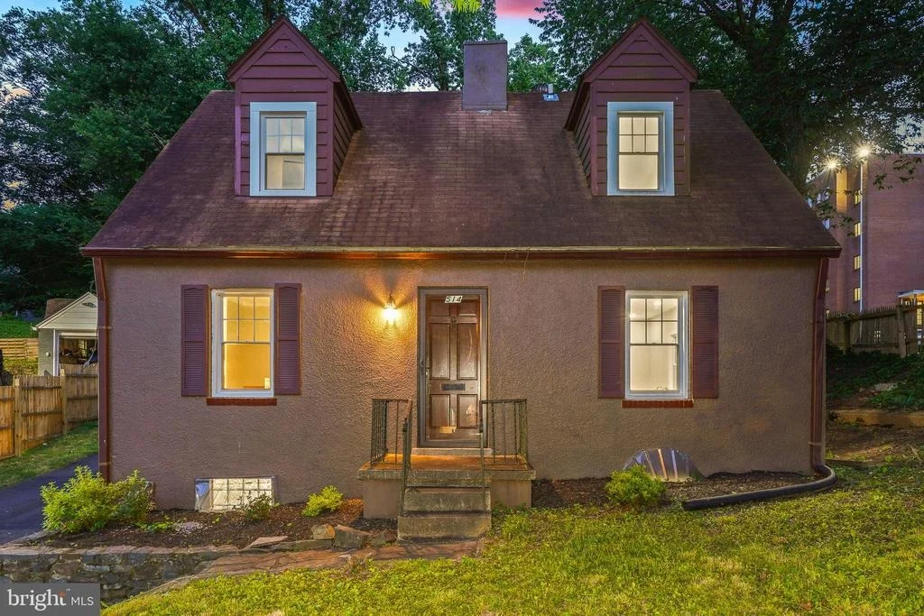 Photo of 514 SILVER SPRING AVENUE