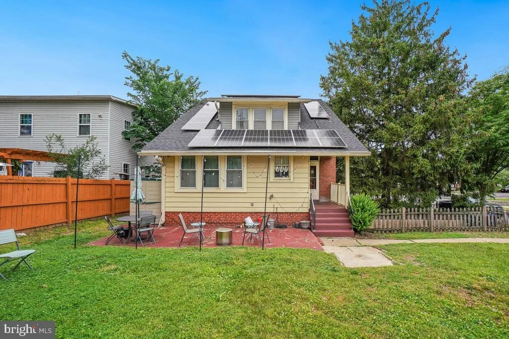 Photo of 6031 3RD STREET NW