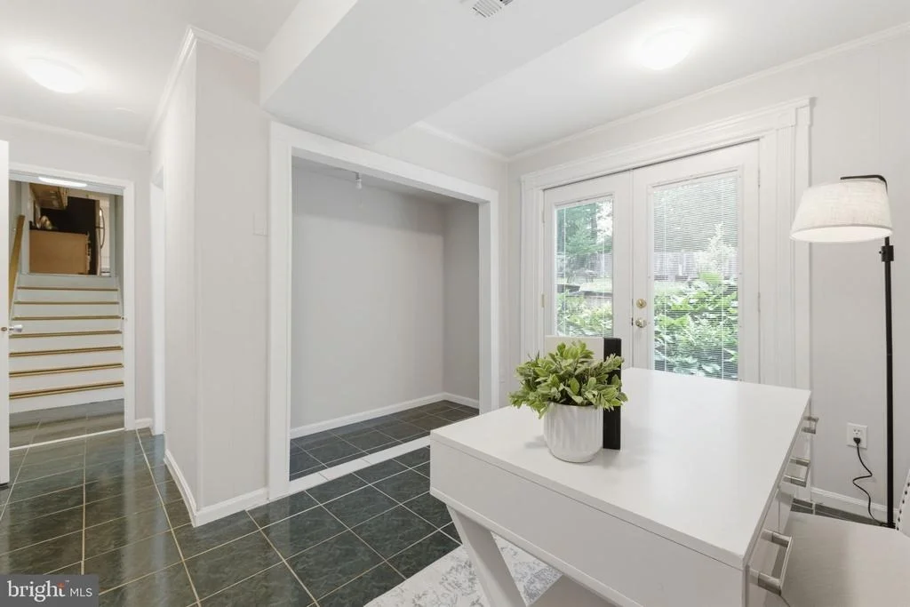 Photo of 7338 STUART CIRCLE