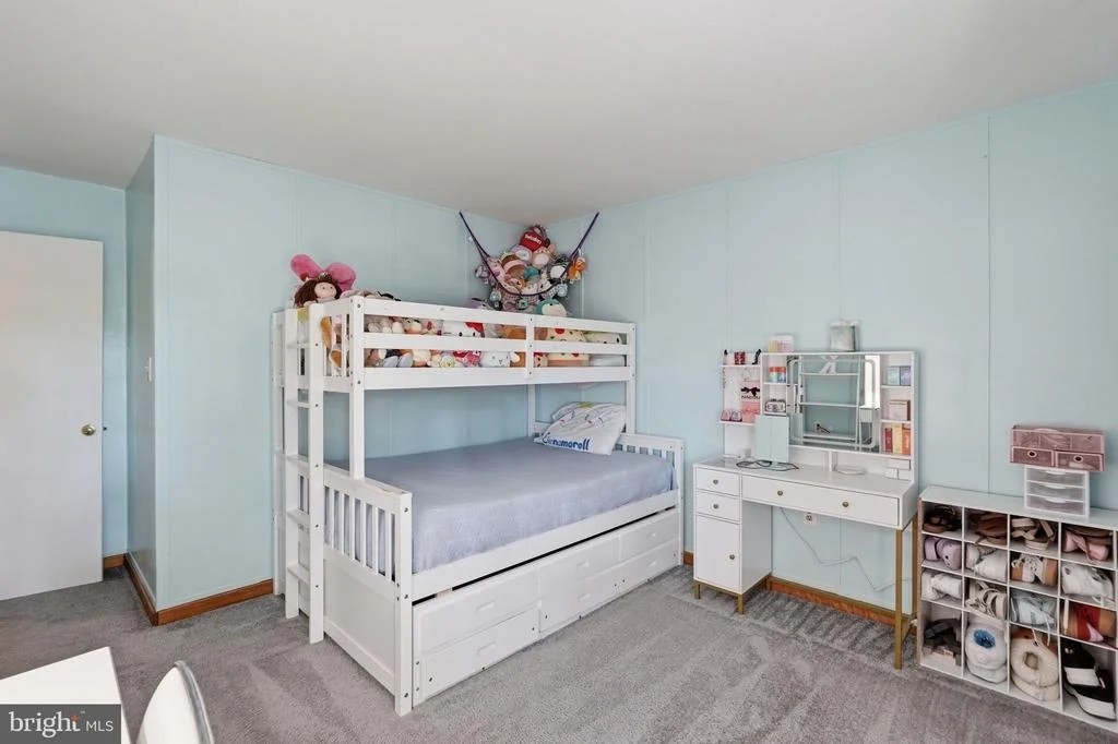 Photo of 4936 SAUQUOIT LANE