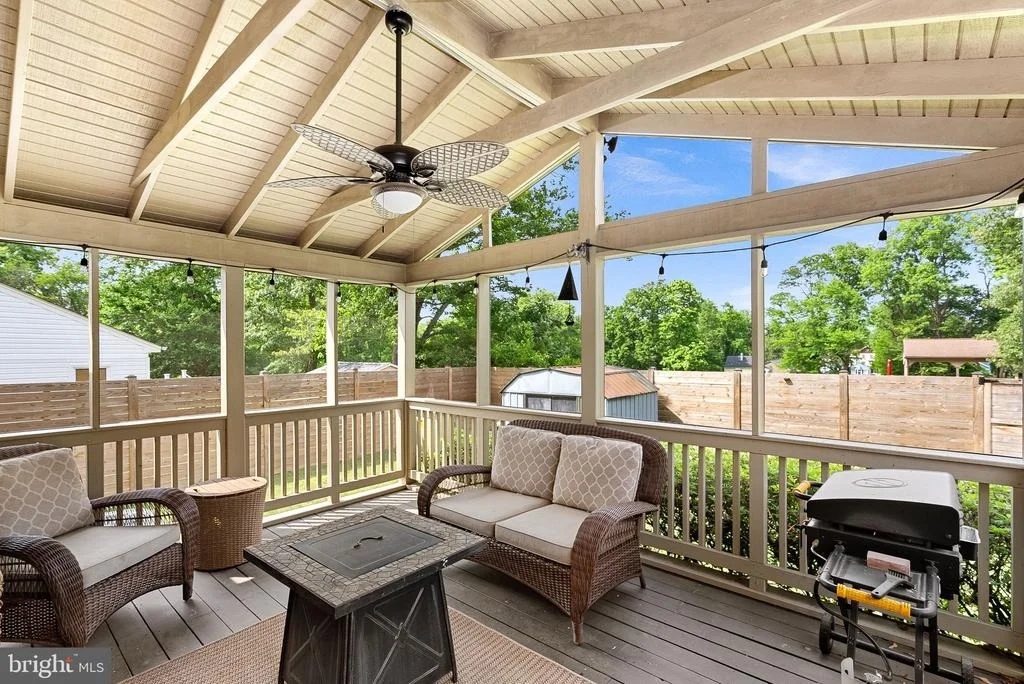 Photo of 10 HAMILTON TERRACE DRIVE