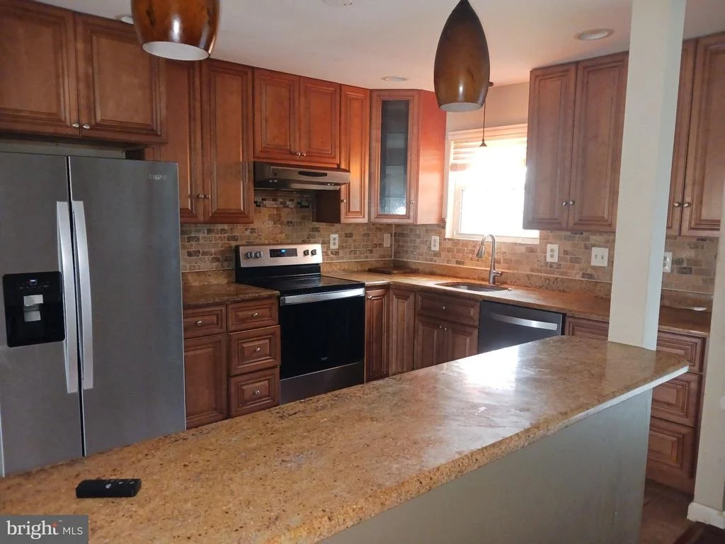 Photo of 6101 CENTRAL AVENUE