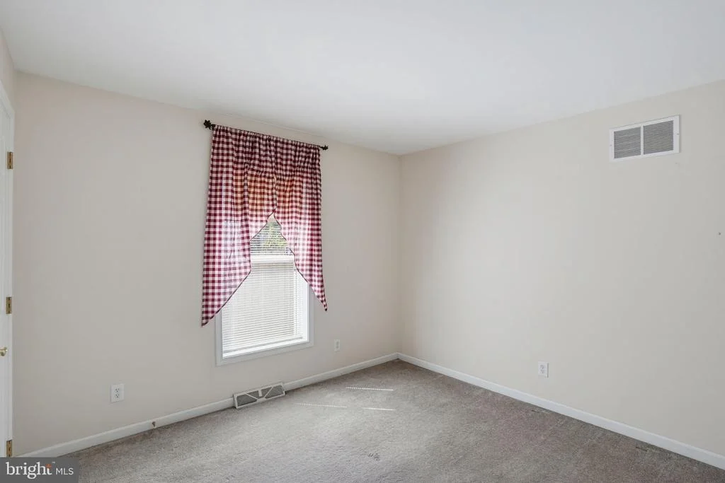 Photo of 50 N HALSEY ROAD