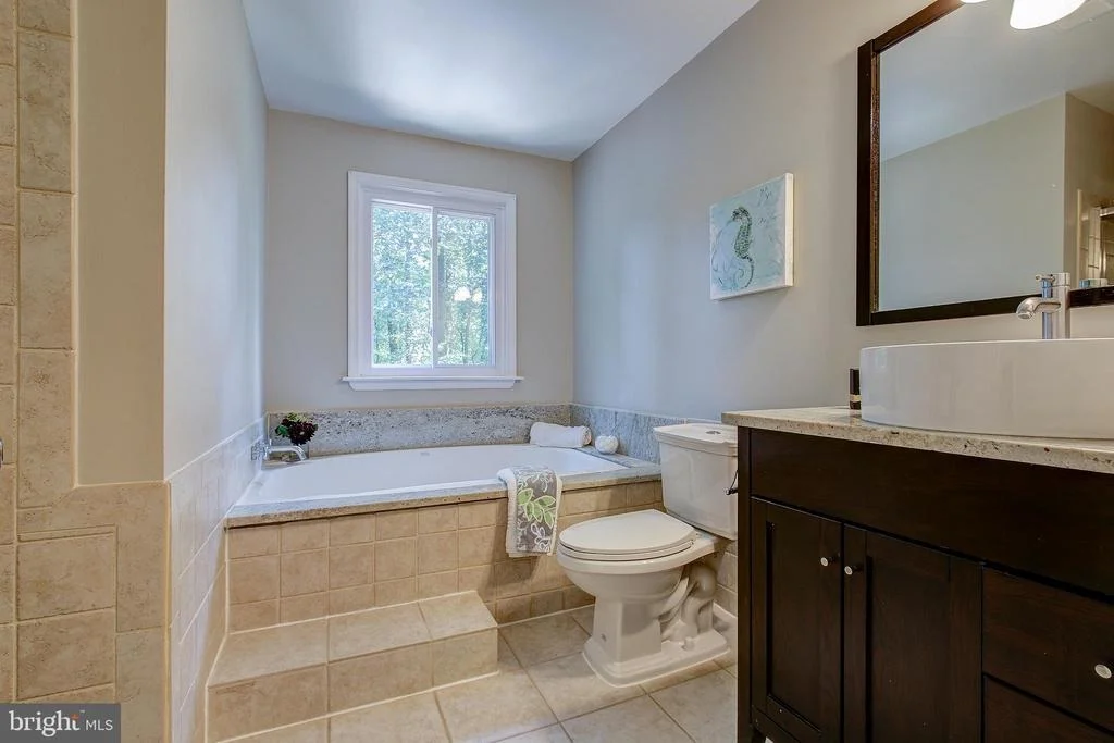 Photo of 7109 LONG VIEW ROAD